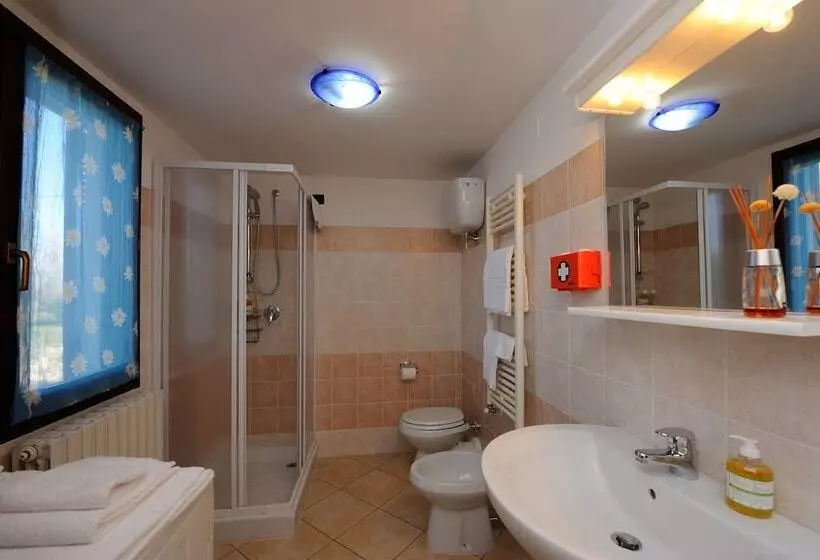 ホテル Agriturismo Stovali Da Lustrinu