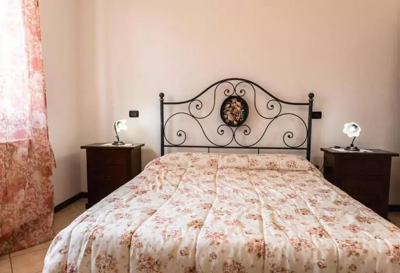 ホテル Agriturismo Stovali Da Lustrinu