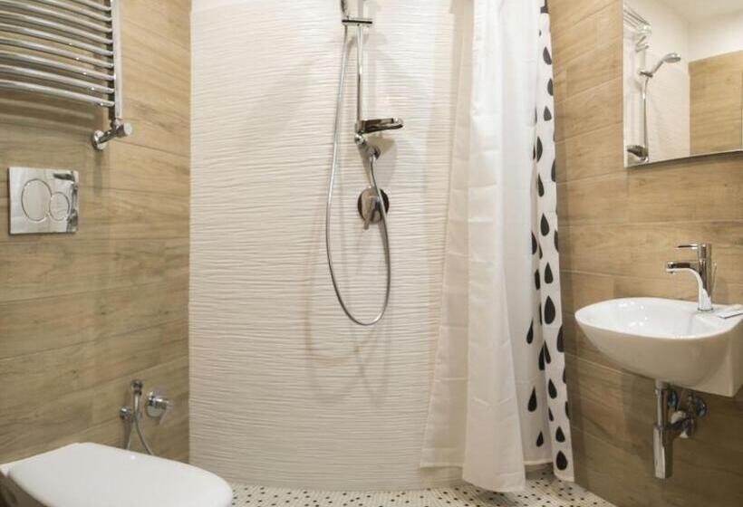 هتل B&b Studio 162