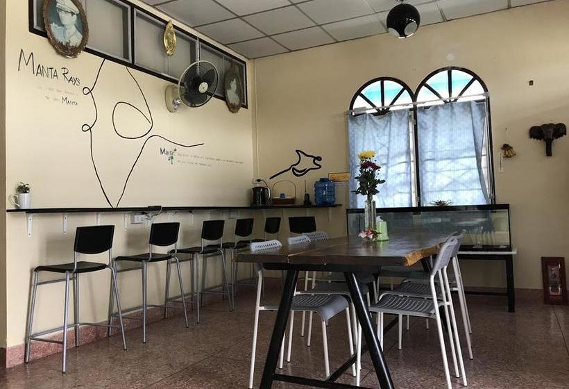 בית מלון כפרי Bed Khaolak Hostel