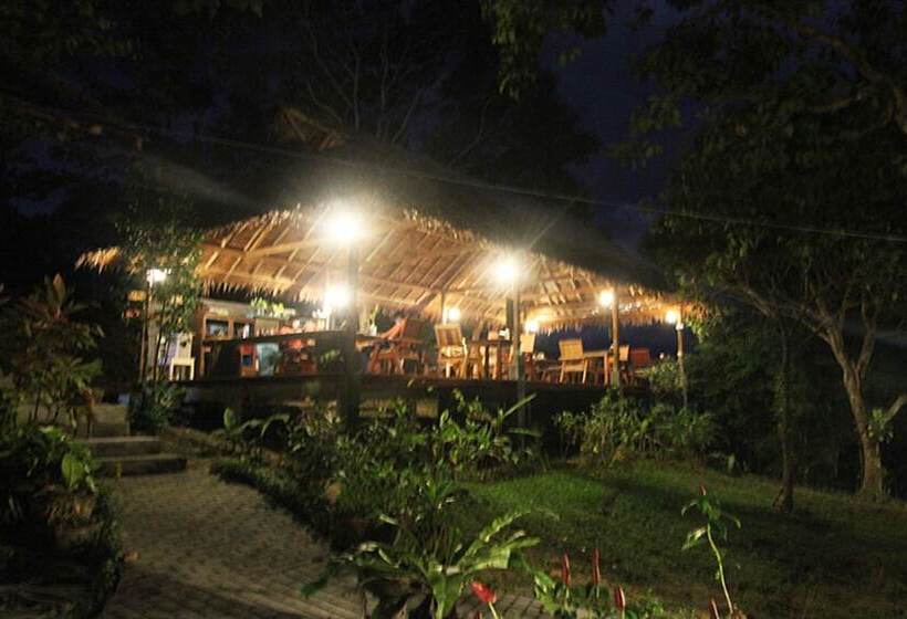 فندق Chomjan Resort