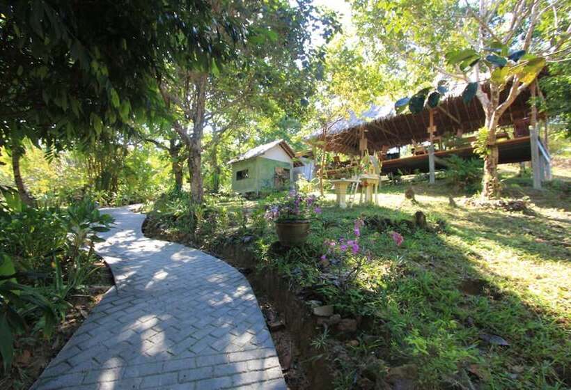 فندق Chomjan Resort