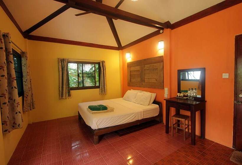 فندق Chomjan Resort