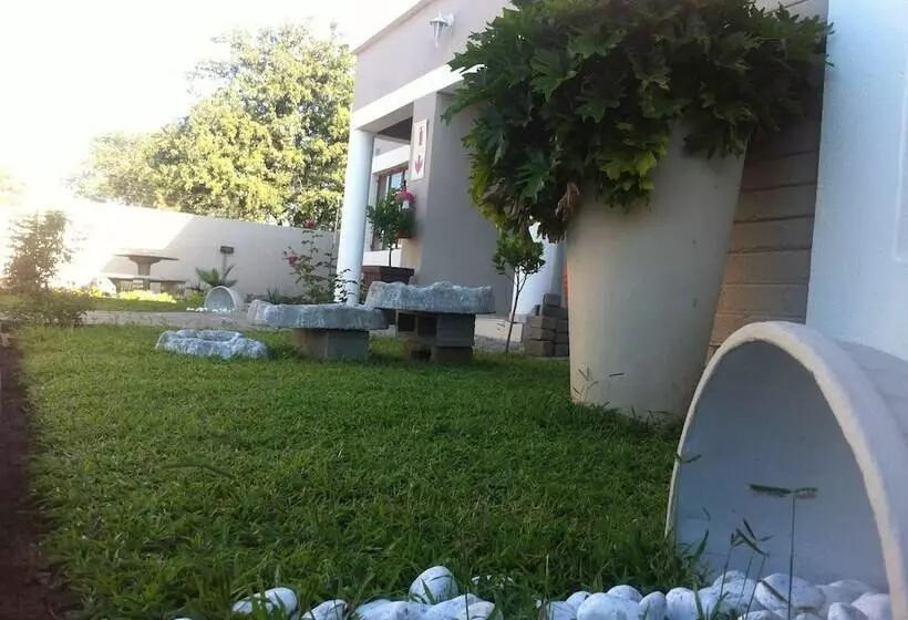 هتل Hill View Inn