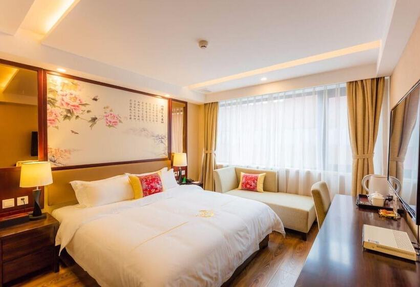 Отель James Joyce Coffetel Zhuhai Sports Center Mingzhu Station