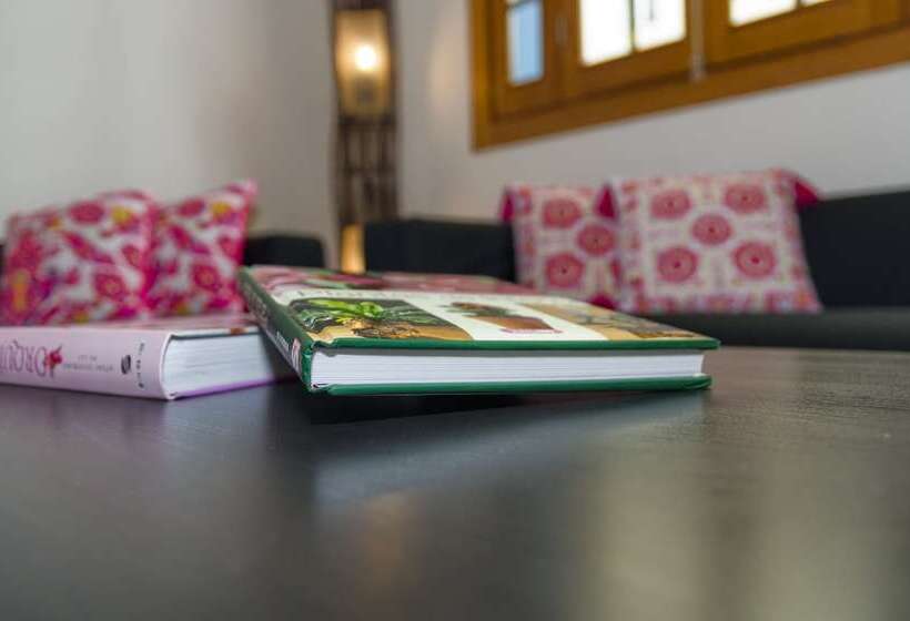 ホテル La Fabrica Urban Hostel