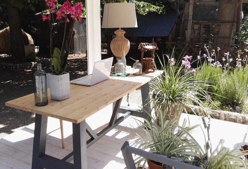 هتل La Mela Rossa