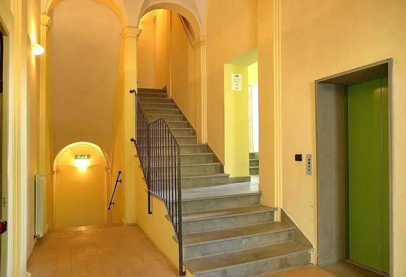 ホテル Ostello Palazzo Pierantoni