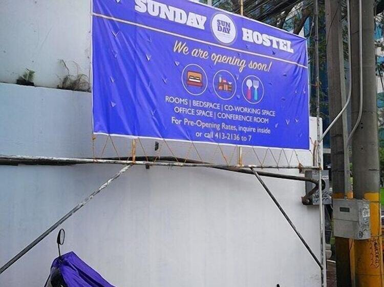 בית מלון כפרי Sunday Hostel