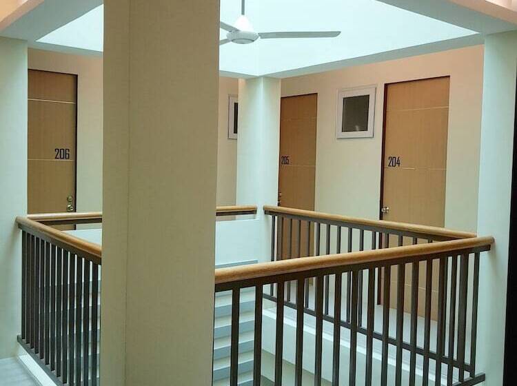 호텔 The Leaf House