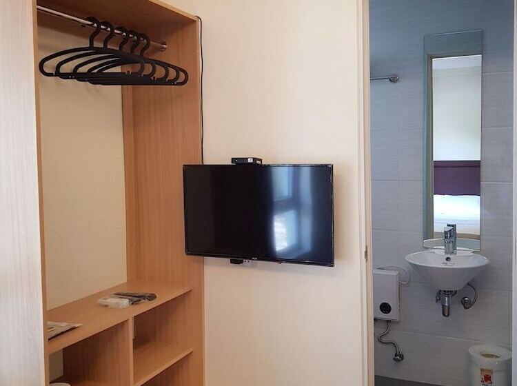 호텔 The Leaf House