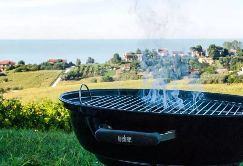 ホテル Vistazzurra B&b