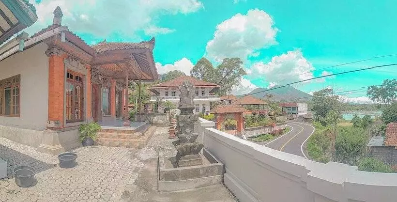 Segara Hotel And Restaurant