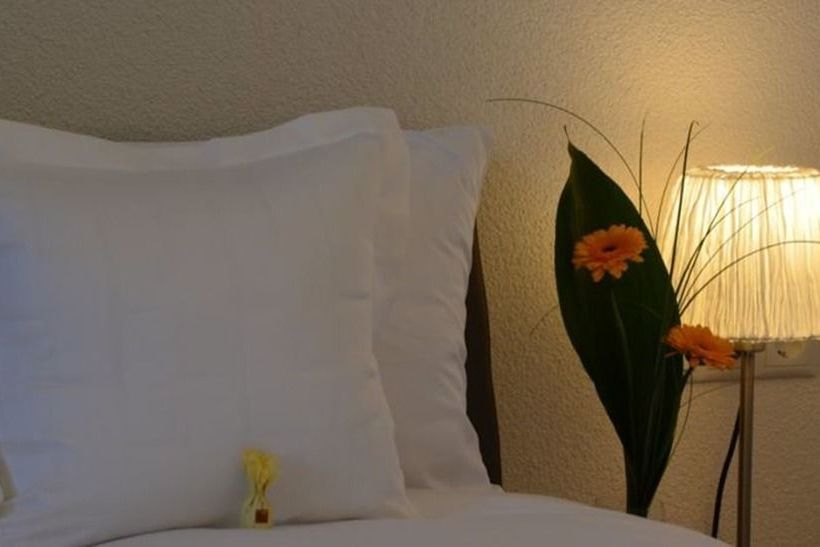 هتل Alpen-appartements Zürcher