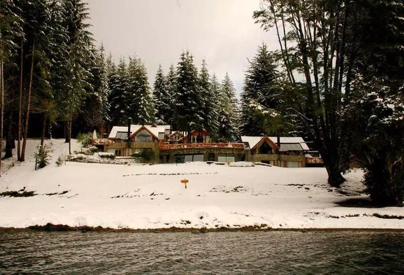 Hotelli Costa Serena Apart Cabañas & Spa