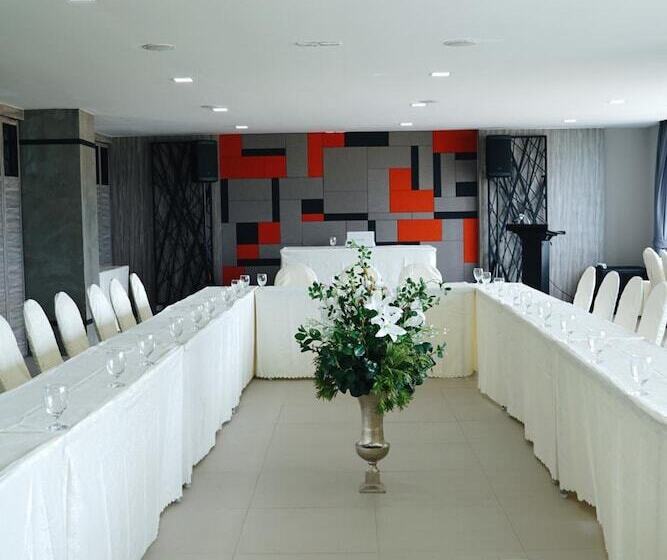 Отель De V Loft