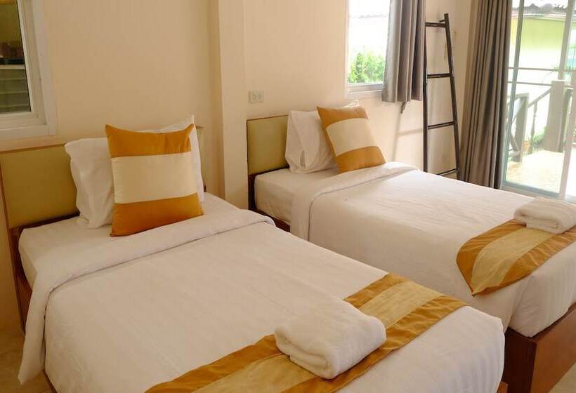 هتل Fah Talay Resort