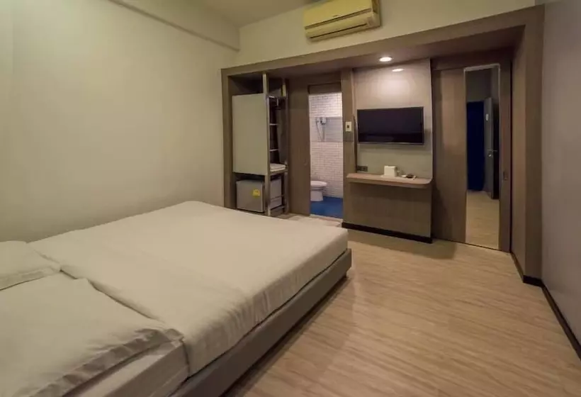 ホテル Future Place Mansion Ubon