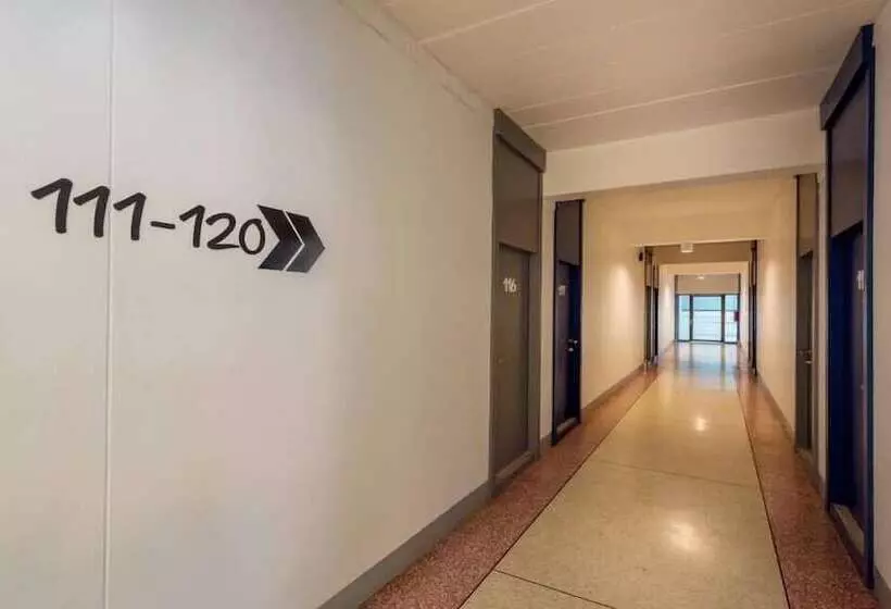 ホテル Future Place Mansion Ubon