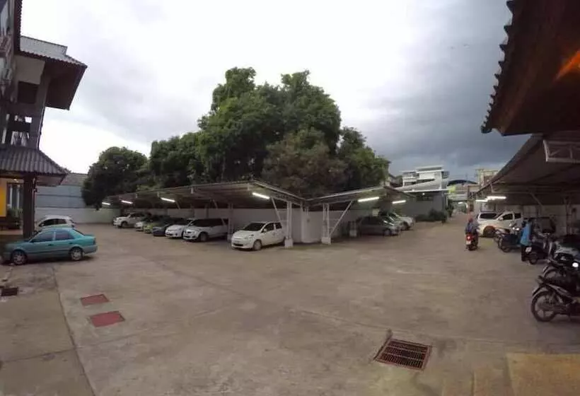 ホテル Future Place Mansion Ubon