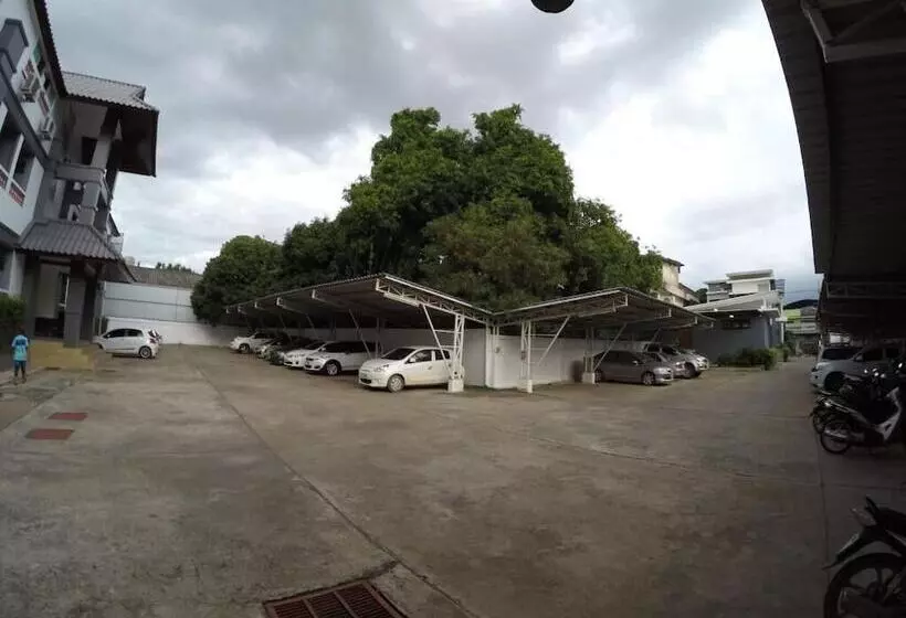 ホテル Future Place Mansion Ubon