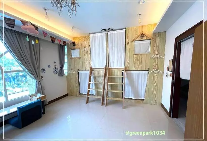 هتل Green Park Homestay