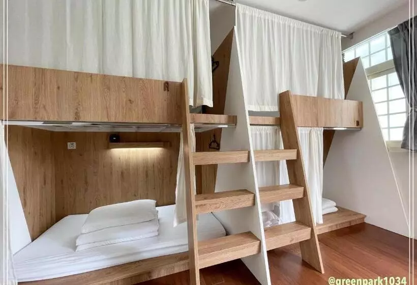 هتل Green Park Homestay