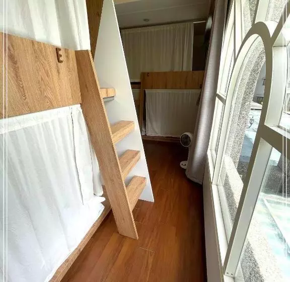 هتل Green Park Homestay