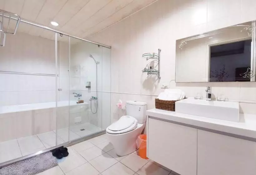 هتل Green Park Homestay