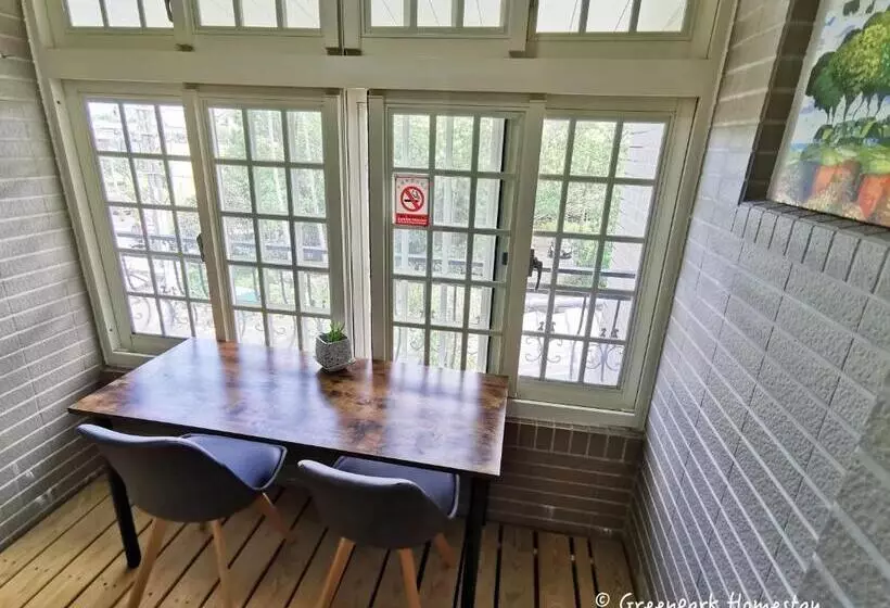 هتل Green Park Homestay