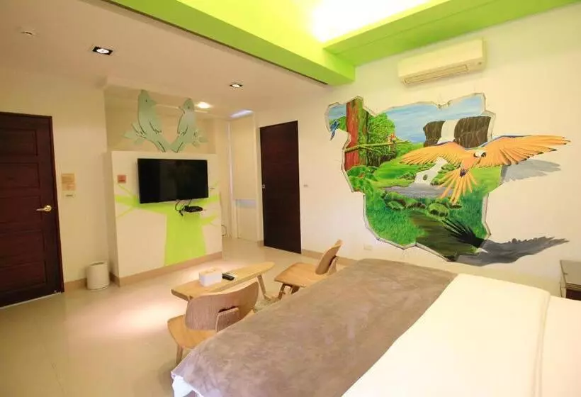 هتل Green Park Homestay