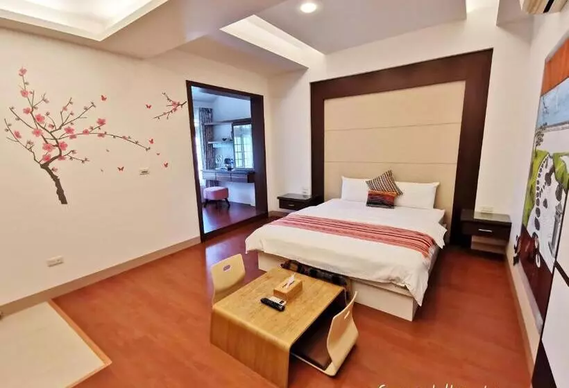 هتل Green Park Homestay