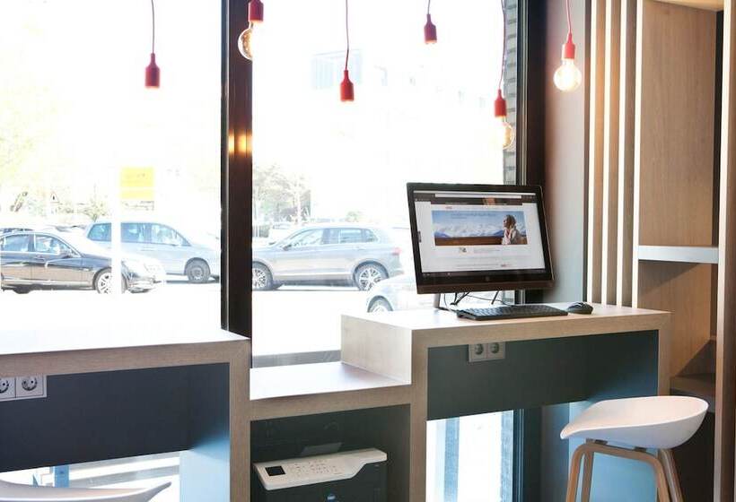 ホテル Holiday Inn Express Frankfurt Airport   Raunheim, An Ihg