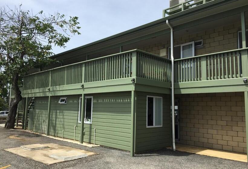 هتل House Of Tonga