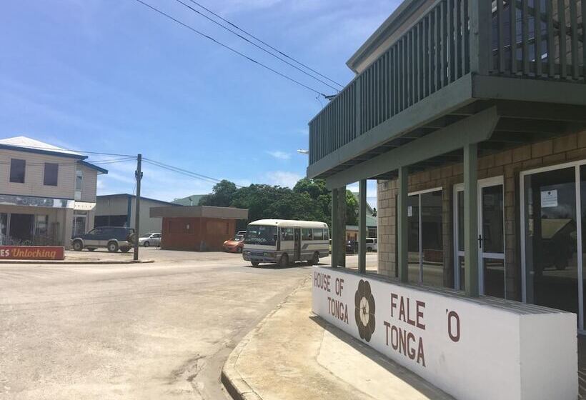 هتل House Of Tonga
