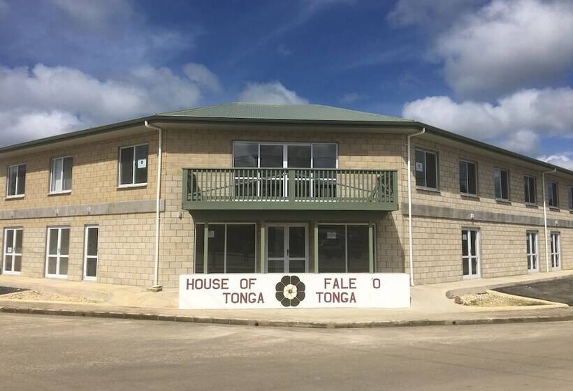 هتل House Of Tonga