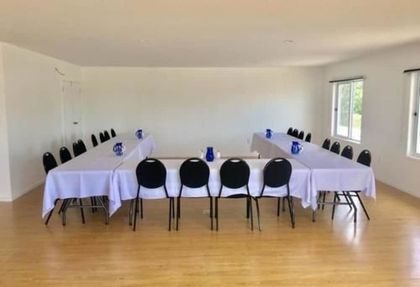 هتل House Of Tonga