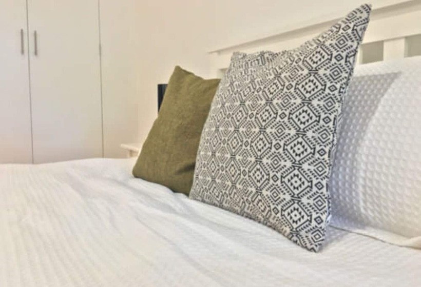 هتل House Of Tonga