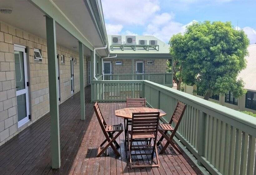 هتل House Of Tonga