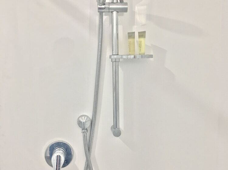 هتل House Of Tonga