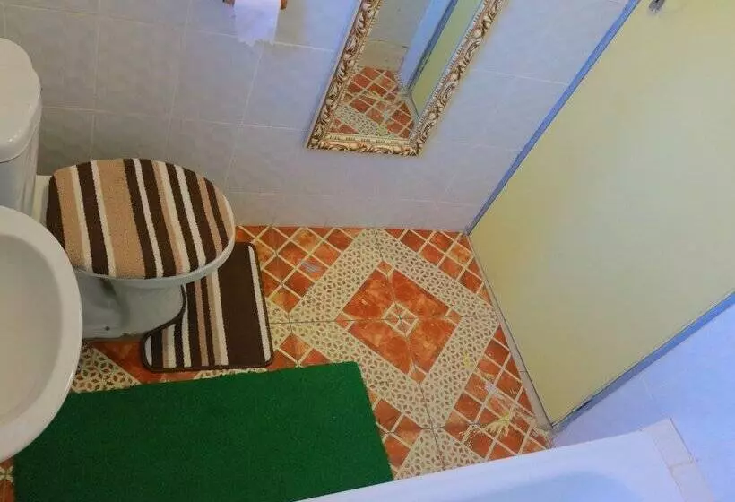 هتل Km Executive Lodge
