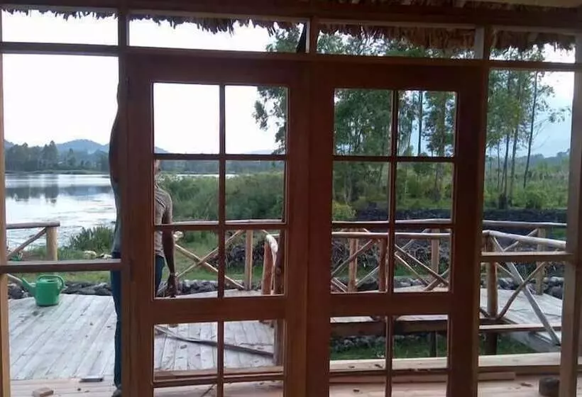 هتل Lake Chahafi  Resort