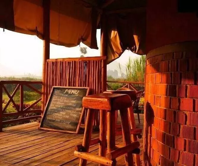 هتل Lake Chahafi  Resort