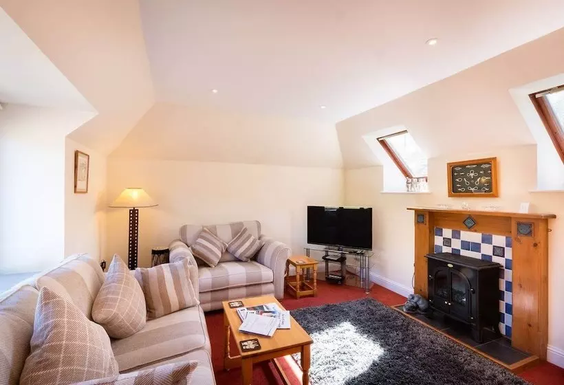 ホテル Merlin Cottage