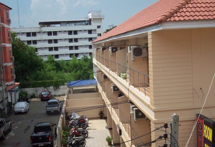 فندق Orient House