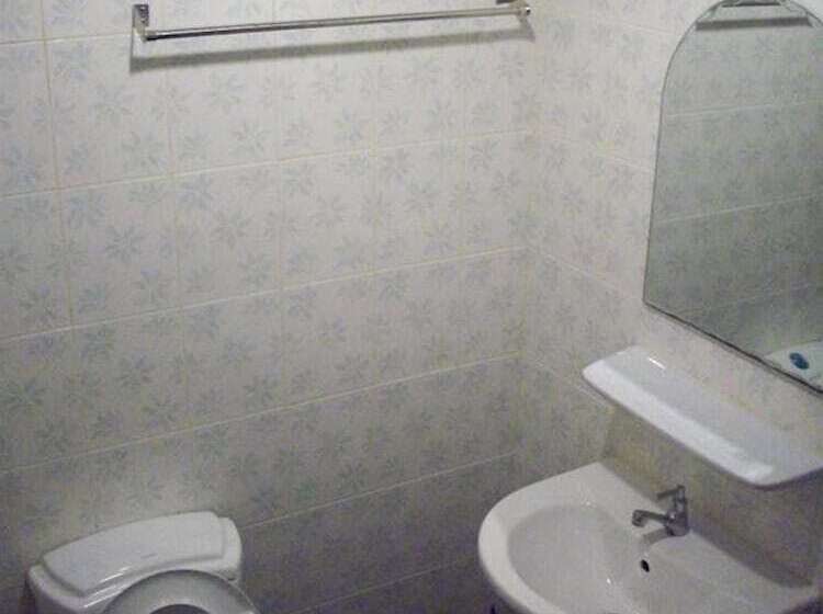 فندق Orient House