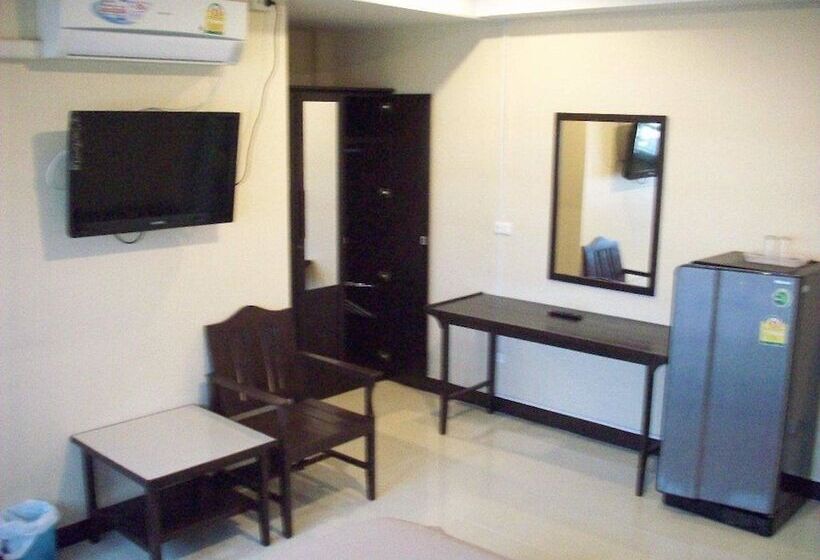 فندق Orient House