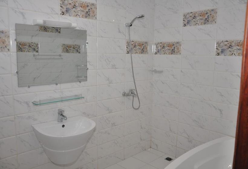 هتل Rosalie S Apparts