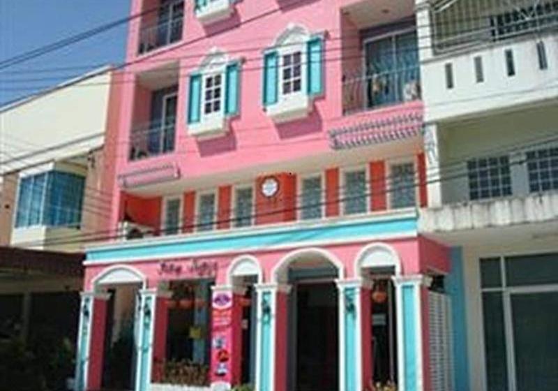 فندق Teeny House