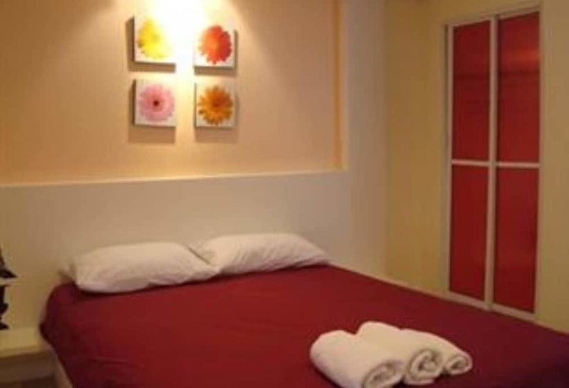 فندق Teeny House